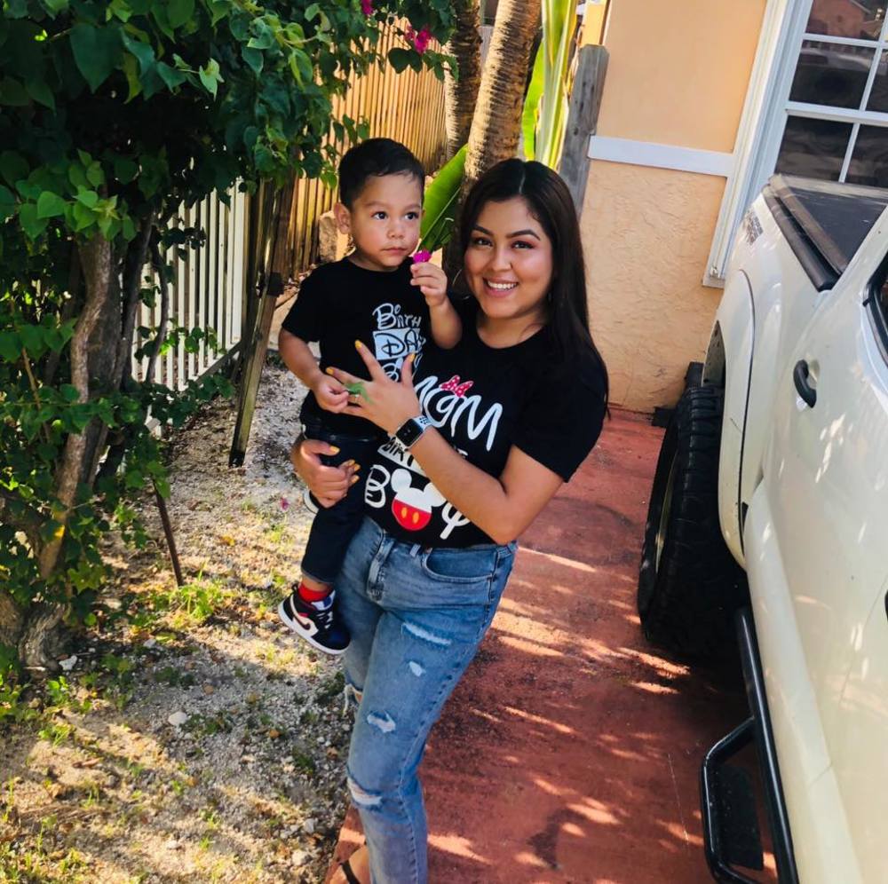 Meet your Posher, Damaris